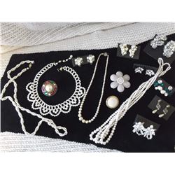 Older Pearl & Pearl Accent Jewellery