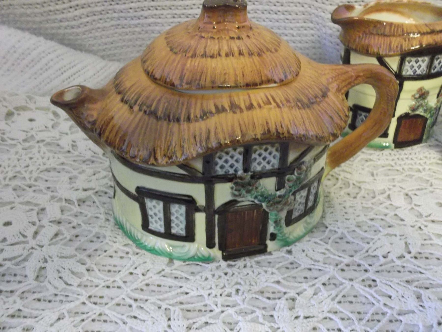 Burlington Ware by Devon Cobb-England (No Chips or Cracks)