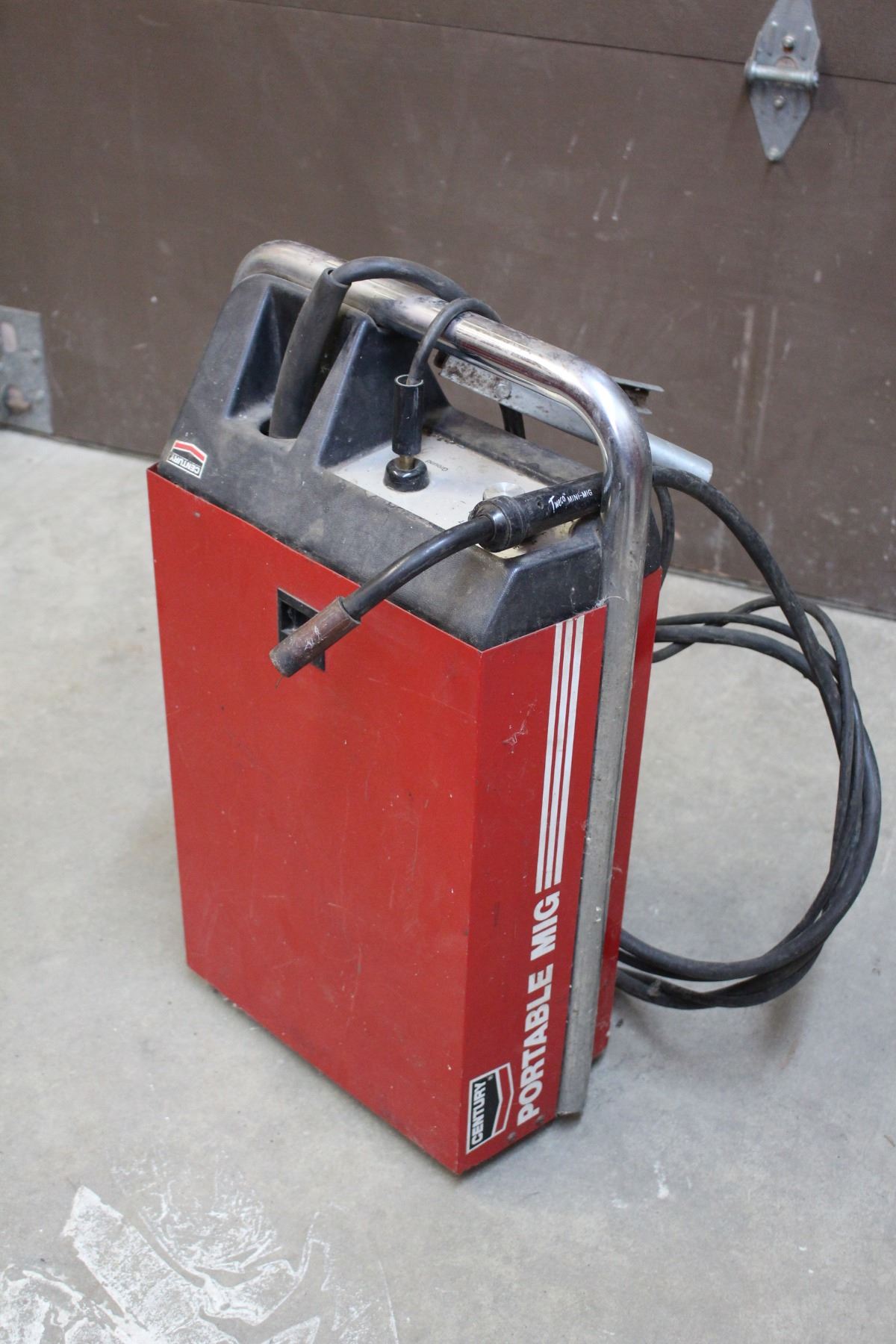 Century Portable MIG Wire Feed Welder, With Manual And Lots Of Accessories