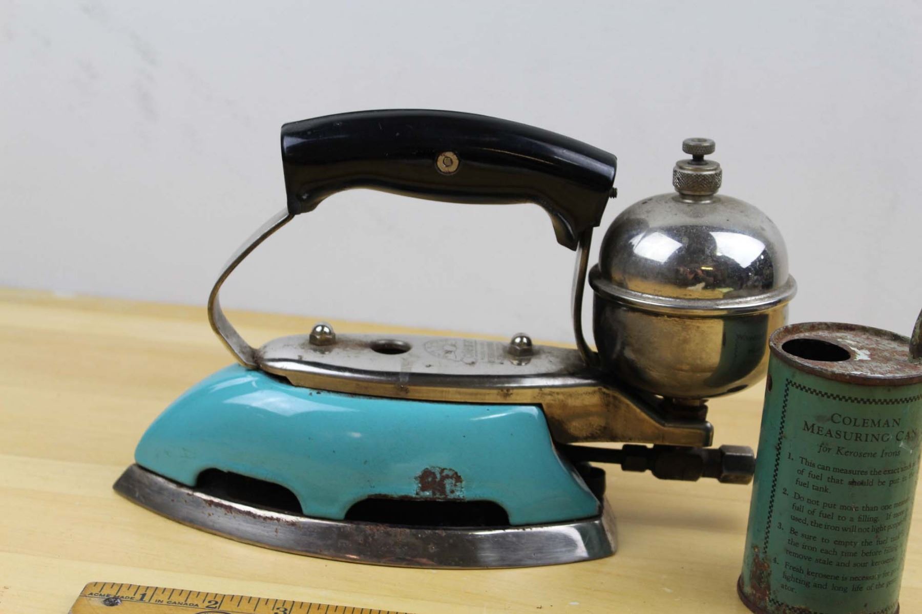 Coleman No.611A Kerosene Iron And Fuel Can