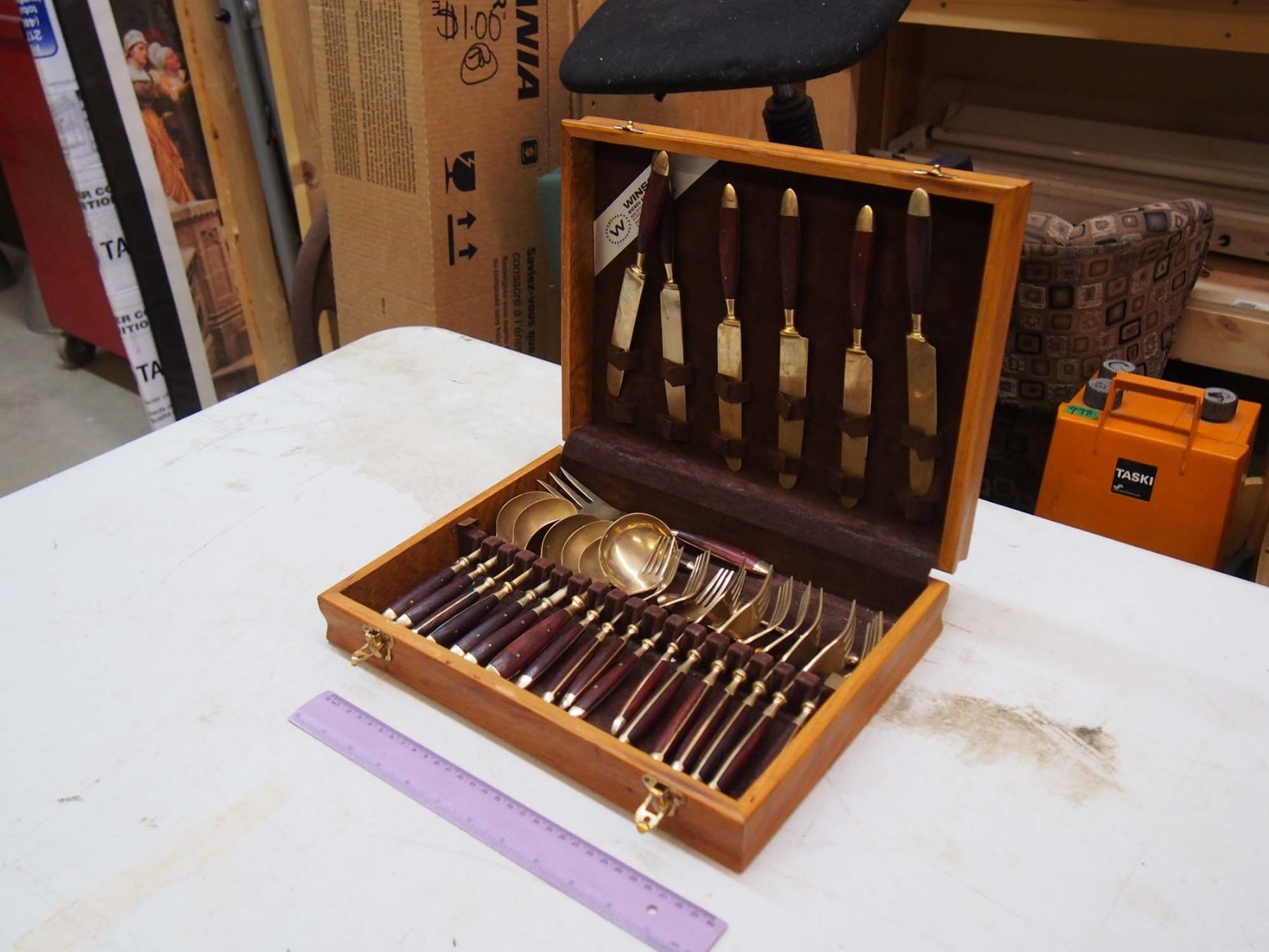 Winsome Nickel Bronze Cutlery Set W/ Wooden Case