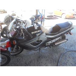 SUZUKI GSX750F 2000 APP  DUP/T-DON