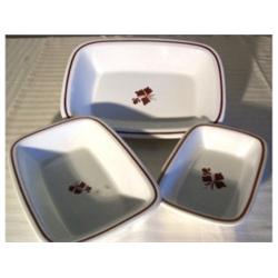 Three items Meakin Tea Leaf ironstone