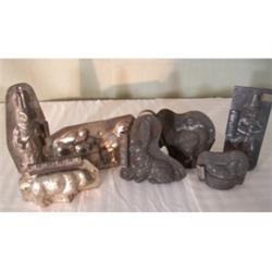 Lot of 7 candy molds, tin