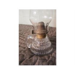 Clear glass flat base finger lamp