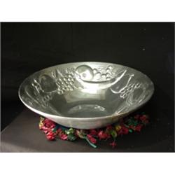 NEW - Wilton Armetale - Fruits & Veg. - Lg Bowl