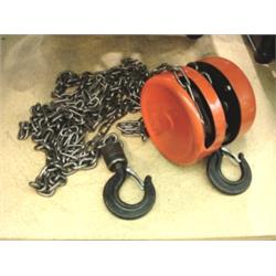 NEW - One Ton Chain Hoist