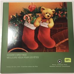 2005 RCM Christmas 7 Coin Set w/Coloured Teddy Bear Quarter