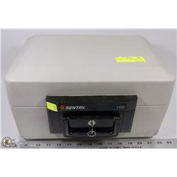 SENTRY 1150 SECURITY/FIRE SAFE.