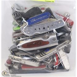 BAG OF ASSORTED POCKET KNIVES