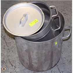 LOT OF 3 LARGE COMMERCIAL POTS ( 1 LID)