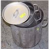 Image 1 : LOT OF 3 LARGE COMMERCIAL POTS ( 1 LID)