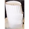 Image 1 : CASE OF 12 PREFORMED CHEF HATS