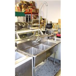 3 COMPARTMENT SINK W/ SPRAYER