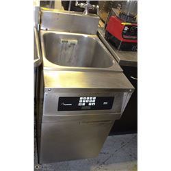FRYMASTER DEEP FRYER  18 X 35 X 32