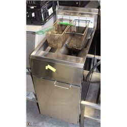 FRYMASTER FRYER MODEL GF14SQ