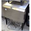 SILVERKING BEVERAGE COOLER/DISPENSER 31 X 25 X 18
