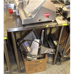 STAINLESS STEEL TABLE WITH 2 INCH BACK SPLASH