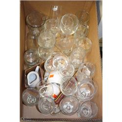 BOX OF MISC GLASSWARE AND CREAMERS