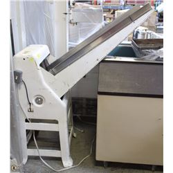 OLIVER BREAD LOAF CUTTER.