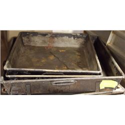 LOT OF 3 COMMERCIAL LARGE ROASTING PANS