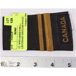 YT- WWII ARMED FORCES LIEUTENANT SHOULDER POULET.