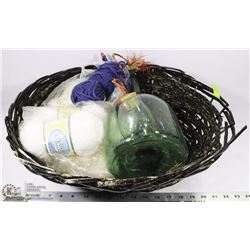 WICKER BASKET WITH NEEDLE YARN,JUG