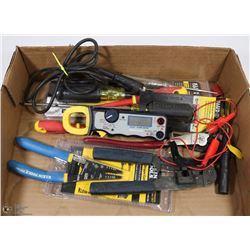 BOX OF ELECTRICAL TOOLS INCLUDING NEW