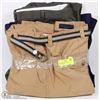 Image 1 : LOT OF4 NEW DRESS PANTS SIZE 42,44, 46 (2PRS)