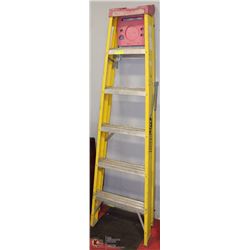 5' STEP LADDER