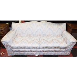 81X33" FABRIC SOFA AS IS