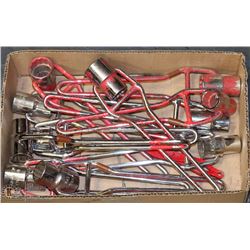 BOX OF MULTISIZE FLIPPABLE SOCKETS