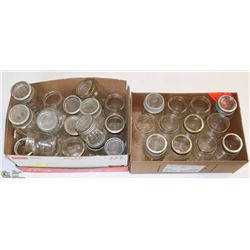 2 BOXES ANTIQUE AND VINTAGE MASON JARS