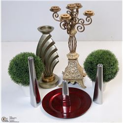 BOX OF HOME DECOR INCL CANDLE HOLDERS, 2 ROUND