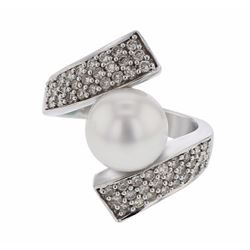 14KT White Gold 6.86ct Pearl and Diamond Ring