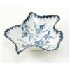 Image 1 : A Lowestoft leaf shape pickle dish, painted in underglaze blue with fruiting grape vines, circa 1...