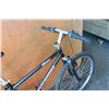Image 2 : BLACK ROCKY MOUNTAIN BIKE