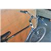 Image 2 : BLACK RALEIGH BIKE