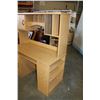 Image 2 : MAPLE FINISH COMPUTER DESK WITH HUTCH