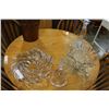 Image 1 : TRAY OF GLASS SERVING PIECES AND BOWLS