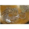 Image 2 : TRAY OF GLASS SERVING PIECES AND BOWLS