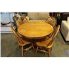 Image 1 : ROUND OAK DINING TABLE WITH FOUR CHAIRS
