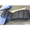 Image 2 : MODERN BLACK LEATHER LOUNGER