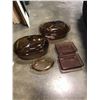 Image 2 : LOT OF VISIONS CORNING, AND PYREX BAKING DISHES