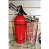 Image 2 : VINTAGE SIPHON BOTTLE AND COCKTAIL SHAKER