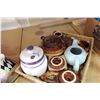 Image 2 : TWO TRAYS OF HOUSEHOLD GOODS