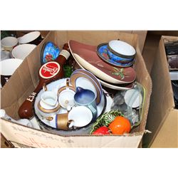 TWO TRAYS AND BOX OF CHINA AND VASE