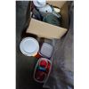 Image 1 : LARGE BOX OF RUBBERMAID TUPPER WARE