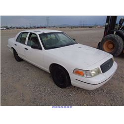 2000 - FORD CROWN VICTORIA