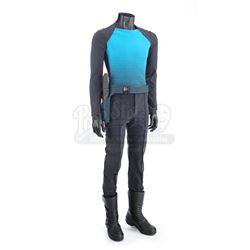 STAR TREK INTO DARKNESS (2013) - Vengeance Crew Member Uniform, Phaser and Holster Belt